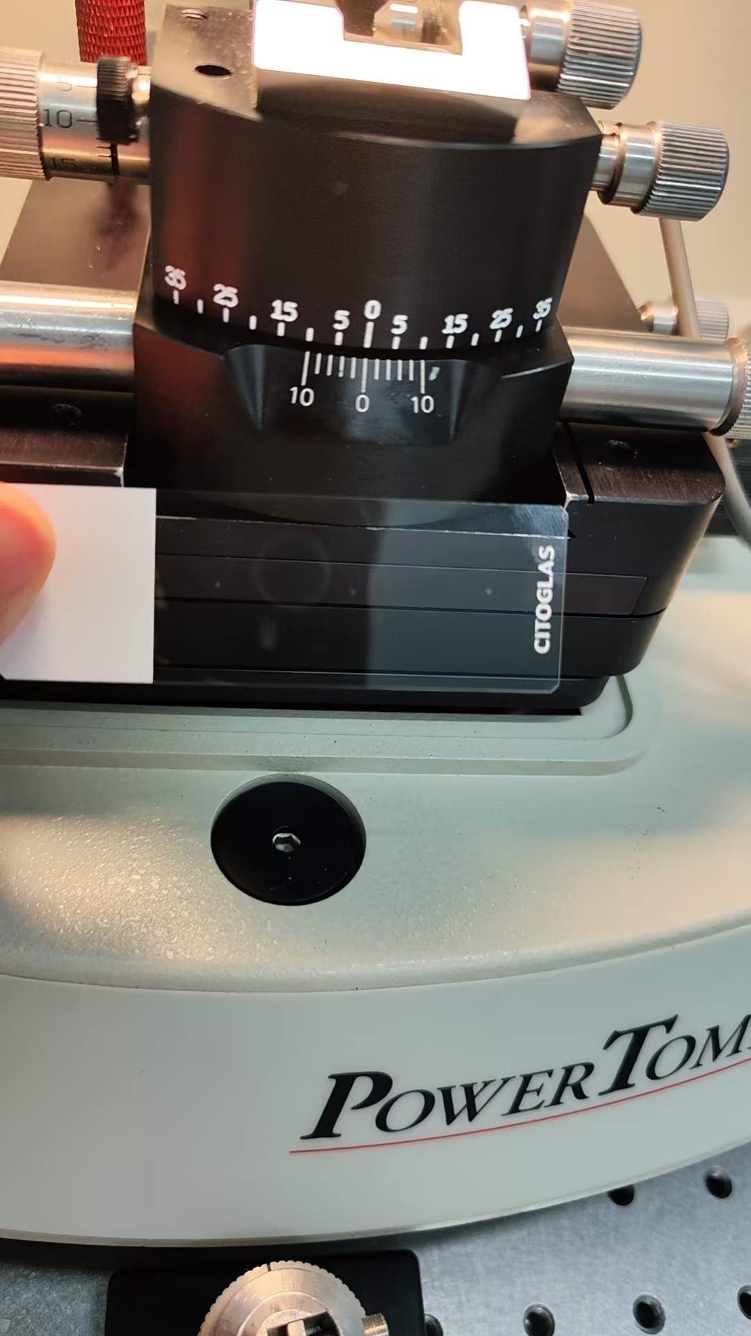 透射電鏡的制樣方法有哪些？
